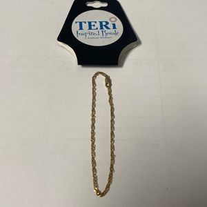 14K Gold Bracelet 7” delicate 2.14 Weight Lobster Claw Clasp